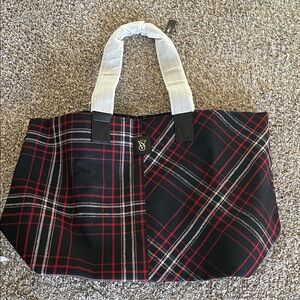 Stylish Plaid Tote Bag